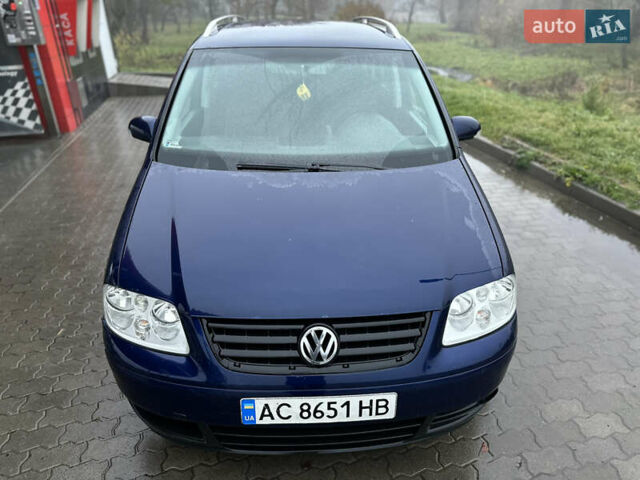 Синий Фольксваген Туран, объемом двигателя 2 л и пробегом 468 тыс. км за 3999 $, фото 3 на Automoto.ua