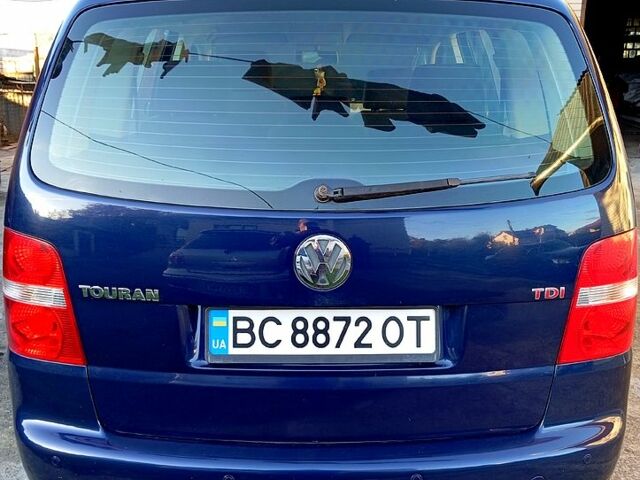 Синій Фольксваген Туран, об'ємом двигуна 1.9 л та пробігом 320 тис. км за 5350 $, фото 3 на Automoto.ua
