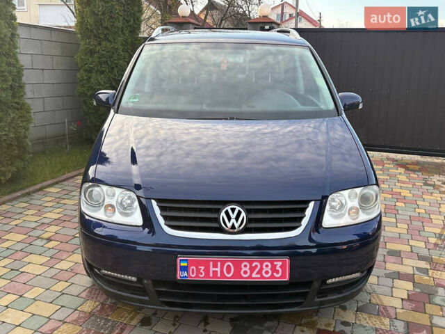 Синий Фольксваген Туран, объемом двигателя 1.6 л и пробегом 251 тыс. км за 6700 $, фото 2 на Automoto.ua