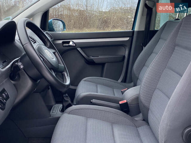 Синий Фольксваген Туран, объемом двигателя 1.6 л и пробегом 186 тыс. км за 6000 $, фото 11 на Automoto.ua