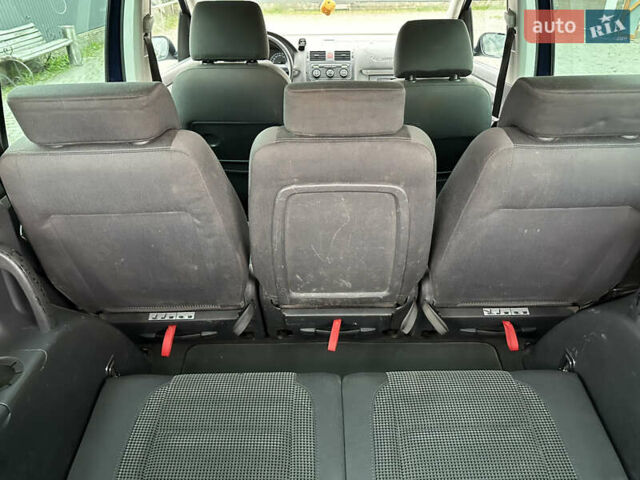 Синий Фольксваген Туран, объемом двигателя 2 л и пробегом 468 тыс. км за 3999 $, фото 17 на Automoto.ua