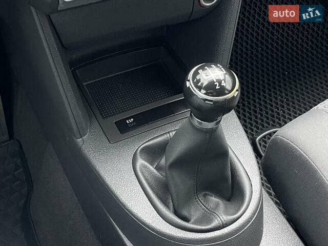 Синий Фольксваген Туран, объемом двигателя 1.6 л и пробегом 233 тыс. км за 6500 $, фото 49 на Automoto.ua