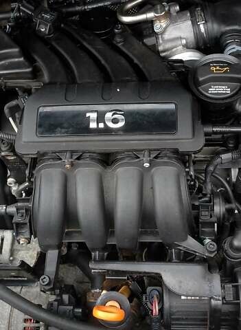 Синій Фольксваген Туран, об'ємом двигуна 1.6 л та пробігом 180 тис. км за 6300 $, фото 15 на Automoto.ua