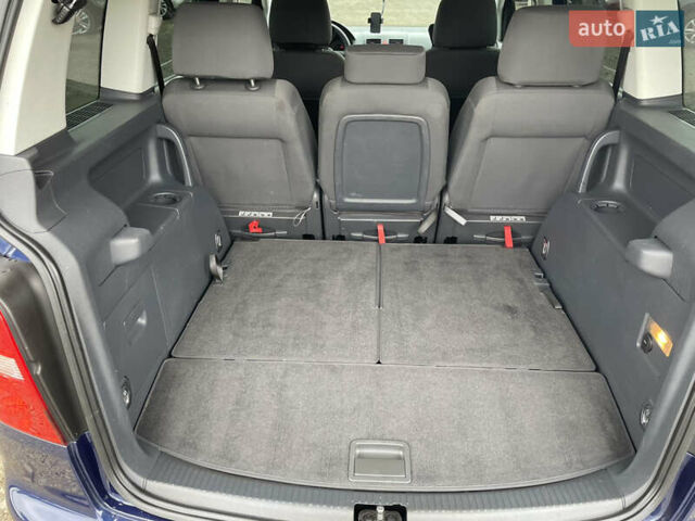 Синий Фольксваген Туран, объемом двигателя 1.6 л и пробегом 233 тыс. км за 6500 $, фото 29 на Automoto.ua