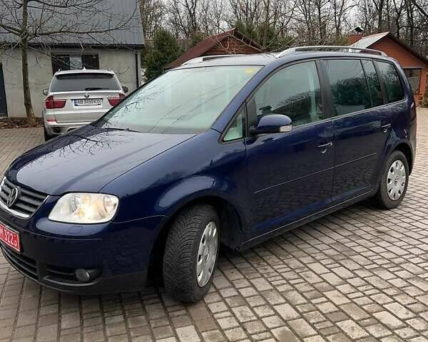 Синий Фольксваген Туран, объемом двигателя 1.6 л и пробегом 204 тыс. км за 6200 $, фото 5 на Automoto.ua