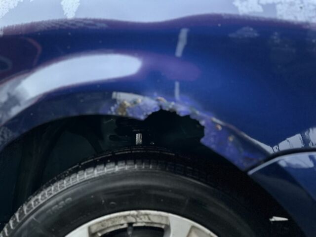 Синий Фольксваген Туран, объемом двигателя 2 л и пробегом 468 тыс. км за 3999 $, фото 11 на Automoto.ua