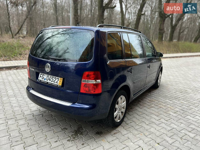 Синій Фольксваген Туран, об'ємом двигуна 1.6 л та пробігом 240 тис. км за 6700 $, фото 9 на Automoto.ua