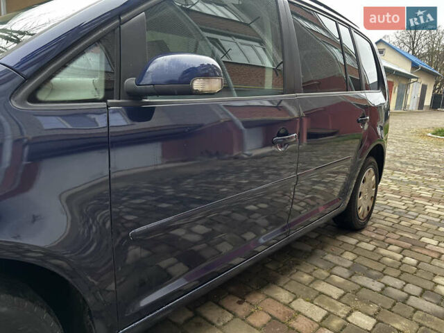 Синий Фольксваген Туран, объемом двигателя 0 л и пробегом 278 тыс. км за 6100 $, фото 9 на Automoto.ua