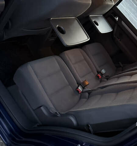 Синій Фольксваген Туран, об'ємом двигуна 1.6 л та пробігом 282 тис. км за 6500 $, фото 29 на Automoto.ua