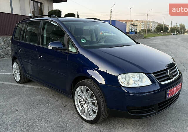 Синій Фольксваген Туран, об'ємом двигуна 1.6 л та пробігом 282 тис. км за 6500 $, фото 13 на Automoto.ua