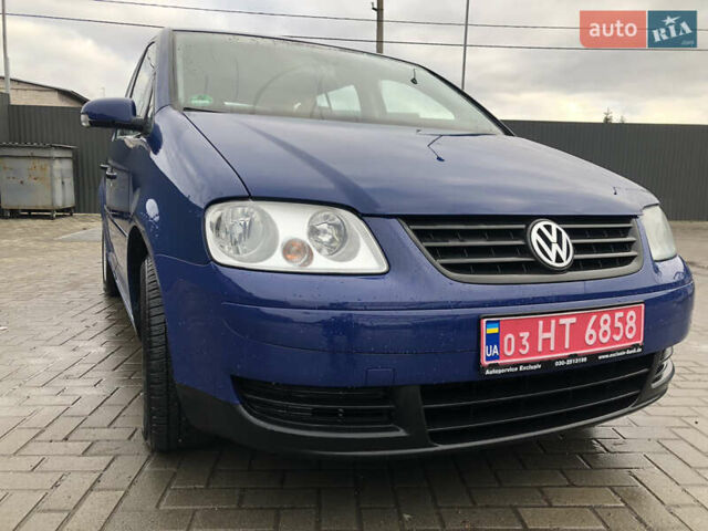 Синий Фольксваген Туран, объемом двигателя 1.6 л и пробегом 255 тыс. км за 5500 $, фото 19 на Automoto.ua