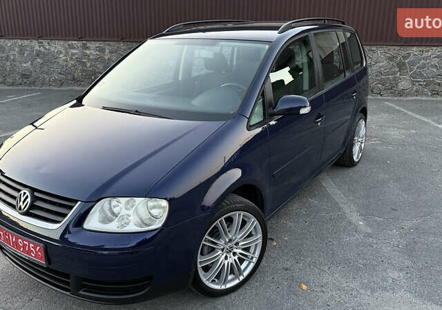 Синій Фольксваген Туран, об'ємом двигуна 1.6 л та пробігом 282 тис. км за 6500 $, фото 3 на Automoto.ua