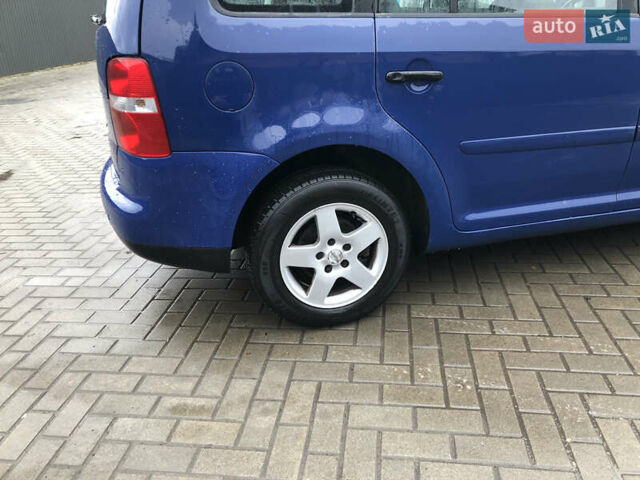 Синий Фольксваген Туран, объемом двигателя 1.6 л и пробегом 255 тыс. км за 5500 $, фото 21 на Automoto.ua