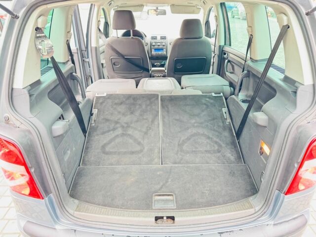 Синий Фольксваген Туран, объемом двигателя 2 л и пробегом 257 тыс. км за 3450 $, фото 22 на Automoto.ua