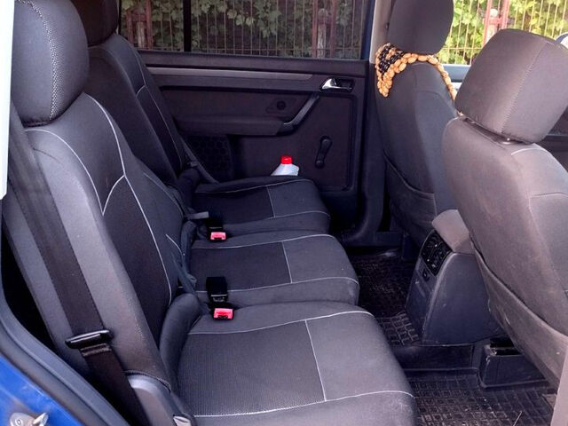 Синій Фольксваген Туран, об'ємом двигуна 1.9 л та пробігом 273 тис. км за 5700 $, фото 5 на Automoto.ua