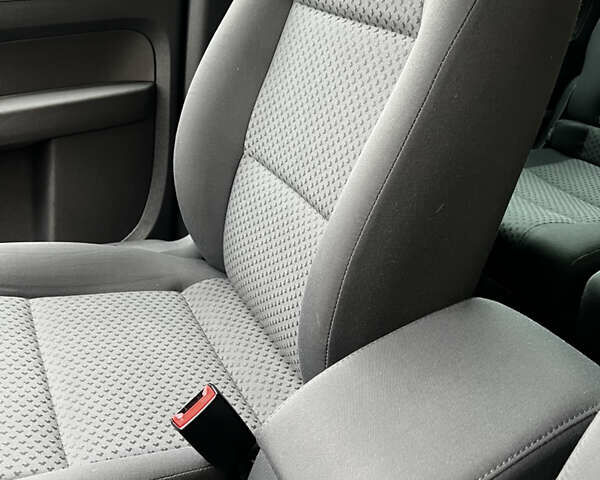 Синий Фольксваген Туран, объемом двигателя 0 л и пробегом 278 тыс. км за 6100 $, фото 22 на Automoto.ua