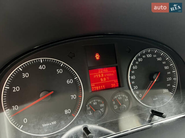 Синий Фольксваген Туран, объемом двигателя 0 л и пробегом 278 тыс. км за 6100 $, фото 24 на Automoto.ua