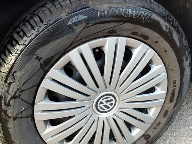 Синій Фольксваген Туран, об'ємом двигуна 1.9 л та пробігом 273 тис. км за 5700 $, фото 11 на Automoto.ua