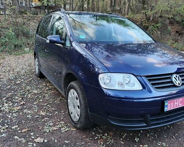 Синий Фольксваген Туран, объемом двигателя 1.6 л и пробегом 223 тыс. км за 6200 $, фото 26 на Automoto.ua