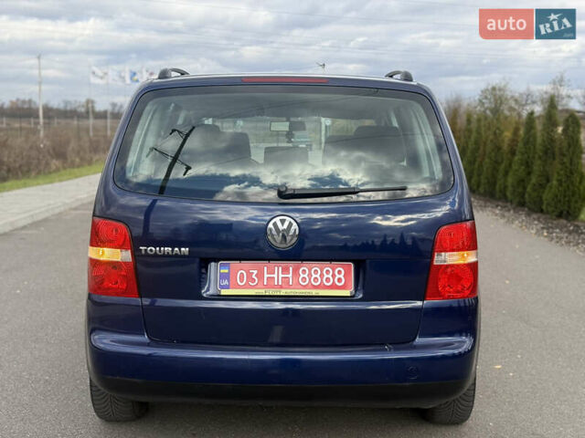 Синій Фольксваген Туран, об'ємом двигуна 1.6 л та пробігом 221 тис. км за 6200 $, фото 14 на Automoto.ua