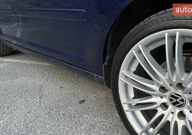 Синій Фольксваген Туран, об'ємом двигуна 1.6 л та пробігом 282 тис. км за 6500 $, фото 12 на Automoto.ua