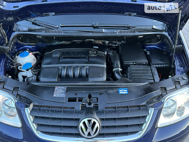 Синій Фольксваген Туран, об'ємом двигуна 1.6 л та пробігом 111 тис. км за 6999 $, фото 83 на Automoto.ua