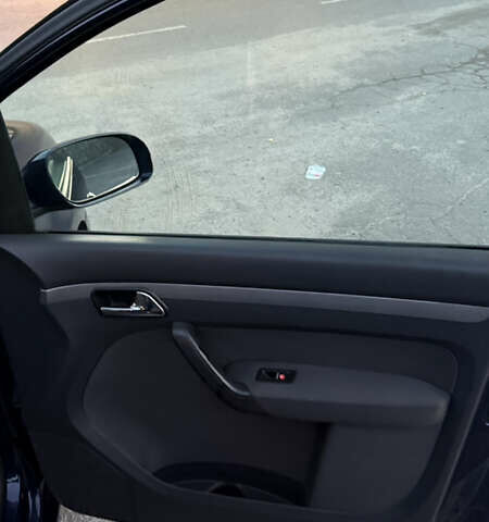 Синій Фольксваген Туран, об'ємом двигуна 1.6 л та пробігом 282 тис. км за 6500 $, фото 45 на Automoto.ua