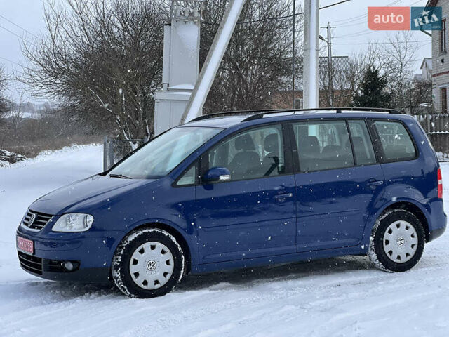 Синій Фольксваген Туран, об'ємом двигуна 1.6 л та пробігом 170 тис. км за 5800 $, фото 11 на Automoto.ua