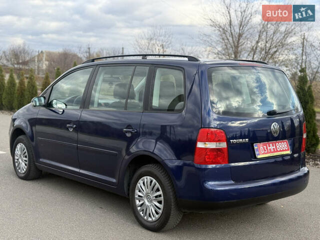 Синій Фольксваген Туран, об'ємом двигуна 1.6 л та пробігом 221 тис. км за 6200 $, фото 15 на Automoto.ua
