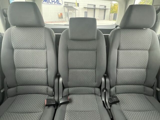 Синий Фольксваген Туран, объемом двигателя 1.6 л и пробегом 247 тыс. км за 7200 $, фото 19 на Automoto.ua