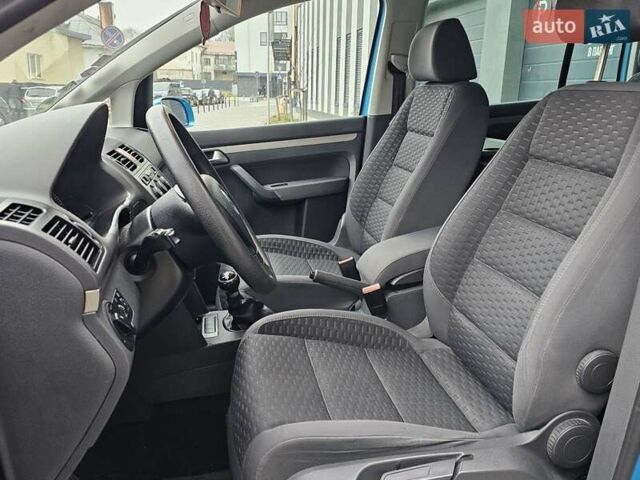 Синий Фольксваген Туран, объемом двигателя 1.6 л и пробегом 237 тыс. км за 6500 $, фото 14 на Automoto.ua