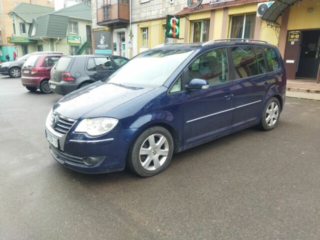 Синий Фольксваген Туран, объемом двигателя 2 л и пробегом 244 тыс. км за 5350 $, фото 1 на Automoto.ua