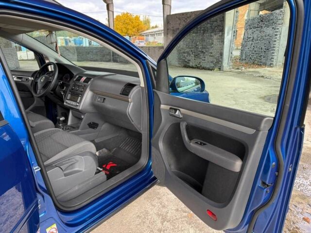 Синий Фольксваген Туран, объемом двигателя 1.4 л и пробегом 241 тыс. км за 6399 $, фото 20 на Automoto.ua