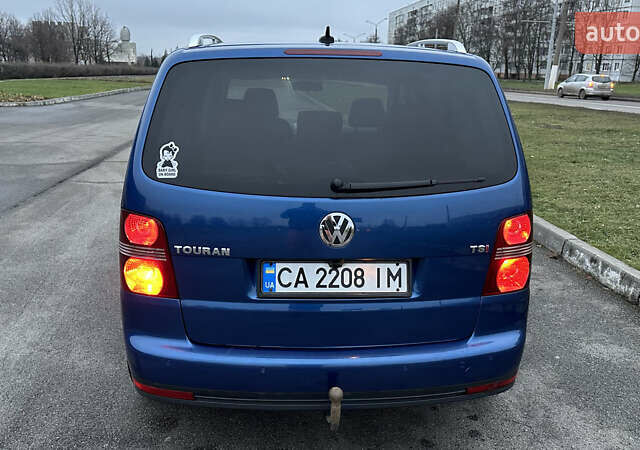Синій Фольксваген Туран, об'ємом двигуна 1.4 л та пробігом 223 тис. км за 6999 $, фото 4 на Automoto.ua