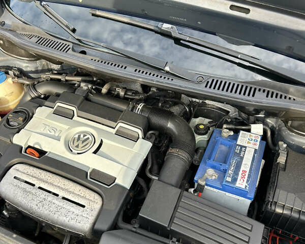 Синий Фольксваген Туран, объемом двигателя 1.4 л и пробегом 237 тыс. км за 6000 $, фото 31 на Automoto.ua