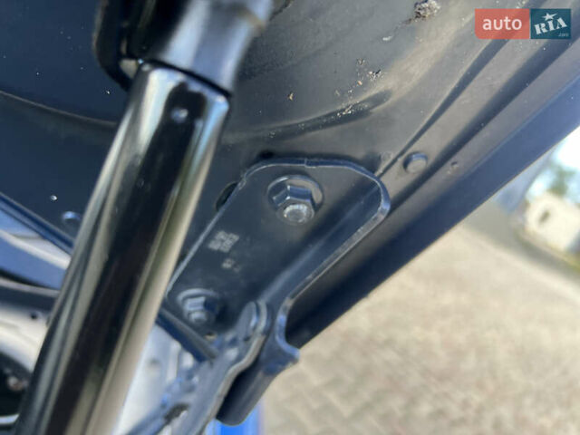 Синий Фольксваген Туран, объемом двигателя 1.4 л и пробегом 260 тыс. км за 6750 $, фото 77 на Automoto.ua