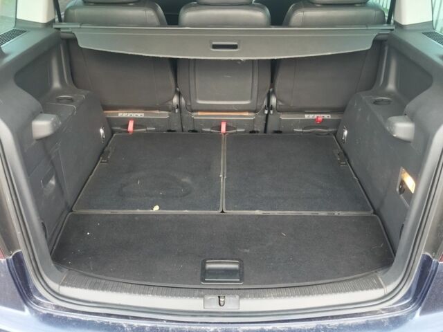 Синий Фольксваген Туран, объемом двигателя 2 л и пробегом 244 тыс. км за 5350 $, фото 5 на Automoto.ua