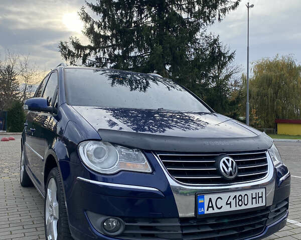 Синий Фольксваген Туран, объемом двигателя 1.97 л и пробегом 283 тыс. км за 7400 $, фото 35 на Automoto.ua