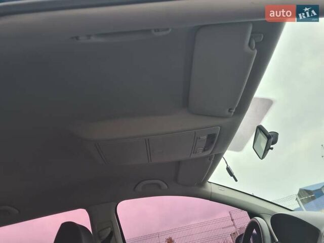 Синий Фольксваген Туран, объемом двигателя 1.6 л и пробегом 270 тыс. км за 6900 $, фото 22 на Automoto.ua