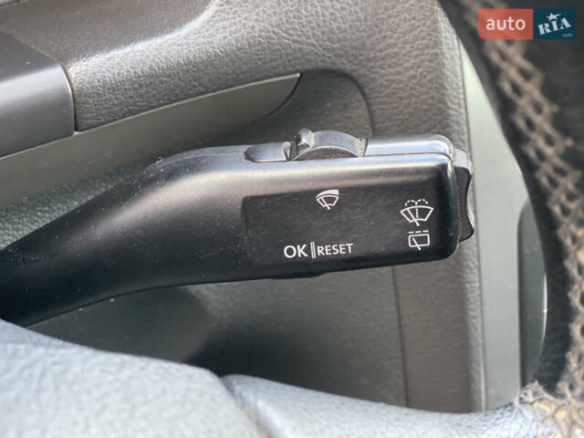 Синий Фольксваген Туран, объемом двигателя 1.6 л и пробегом 268 тыс. км за 6399 $, фото 27 на Automoto.ua