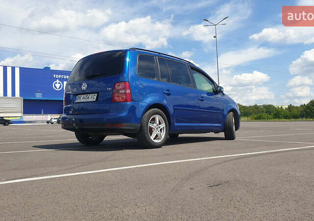 Синій Фольксваген Туран, об'ємом двигуна 1.4 л та пробігом 280 тис. км за 5888 $, фото 9 на Automoto.ua