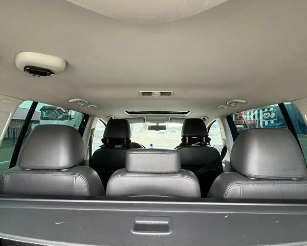 Синий Фольксваген Туран, объемом двигателя 1.97 л и пробегом 283 тыс. км за 7400 $, фото 16 на Automoto.ua