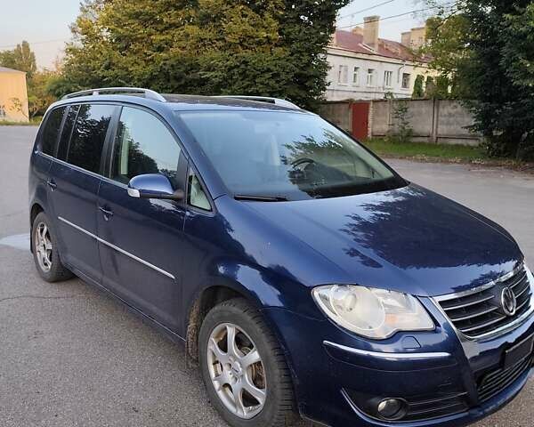 Синий Фольксваген Туран, объемом двигателя 1.98 л и пробегом 250 тыс. км за 7000 $, фото 13 на Automoto.ua