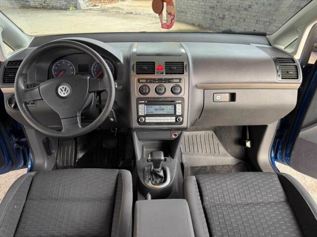 Синий Фольксваген Туран, объемом двигателя 1.4 л и пробегом 241 тыс. км за 6399 $, фото 10 на Automoto.ua