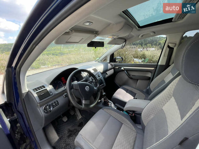 Синий Фольксваген Туран, объемом двигателя 1.97 л и пробегом 320 тыс. км за 8800 $, фото 11 на Automoto.ua