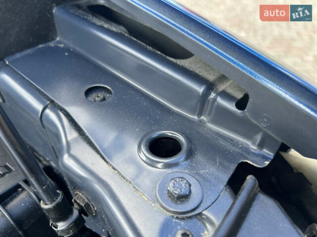 Синий Фольксваген Туран, объемом двигателя 1.4 л и пробегом 260 тыс. км за 6750 $, фото 78 на Automoto.ua