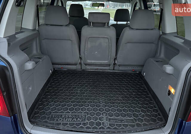 Синій Фольксваген Туран, об'ємом двигуна 1.4 л та пробігом 223 тис. км за 6999 $, фото 7 на Automoto.ua