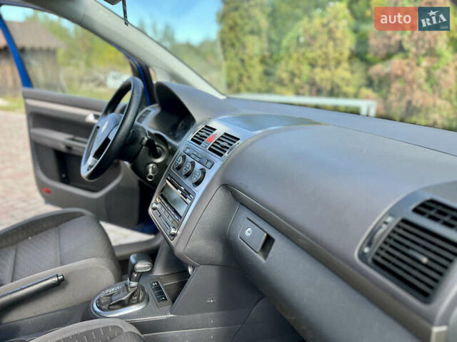 Синий Фольксваген Туран, объемом двигателя 1.4 л и пробегом 260 тыс. км за 6750 $, фото 70 на Automoto.ua