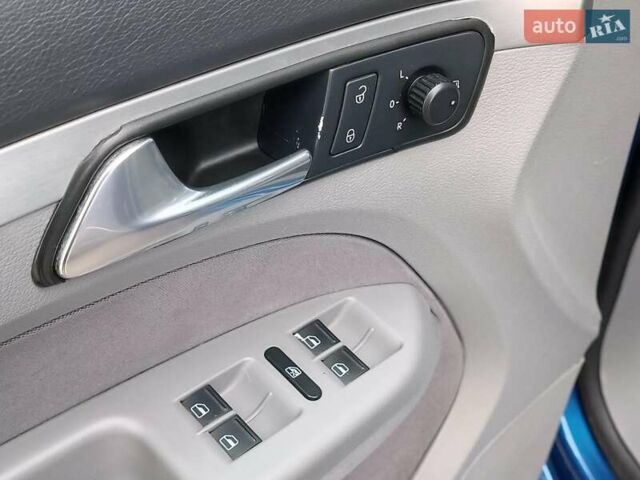 Синий Фольксваген Туран, объемом двигателя 1.4 л и пробегом 224 тыс. км за 6490 $, фото 22 на Automoto.ua