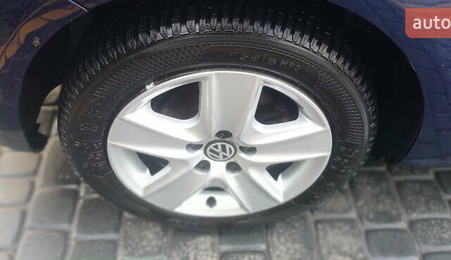 Синий Фольксваген Туран, объемом двигателя 1.4 л и пробегом 237 тыс. км за 6000 $, фото 41 на Automoto.ua